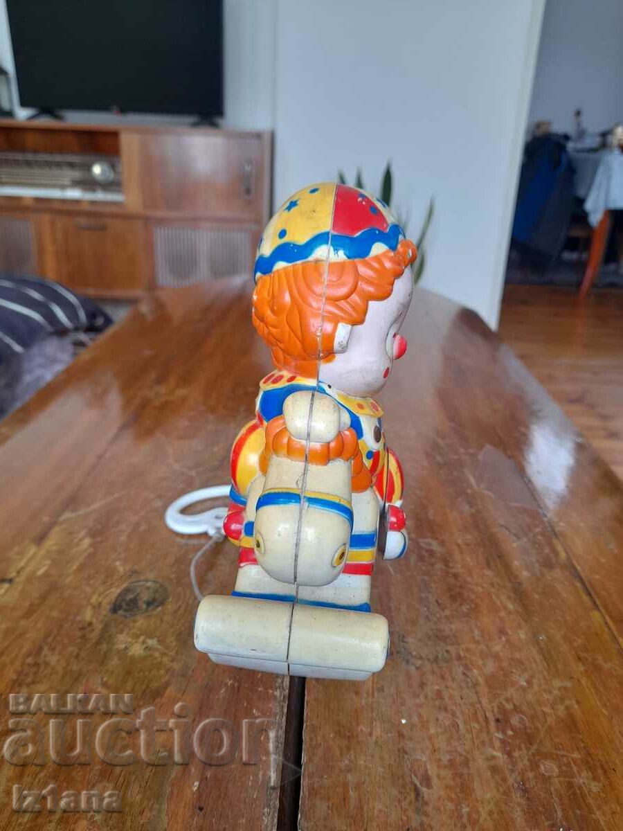 Παλιό μουσικό παιχνίδι Κλόουν με τιμή 80.00 BGN | € 40.90