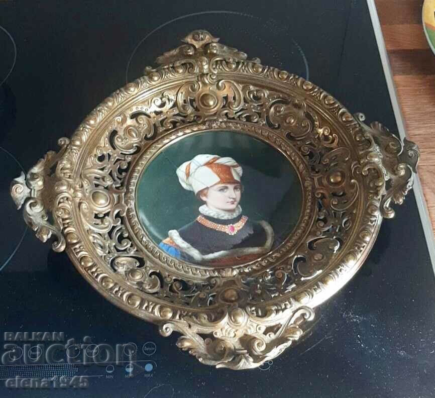 Кралска виенска портретна чиния