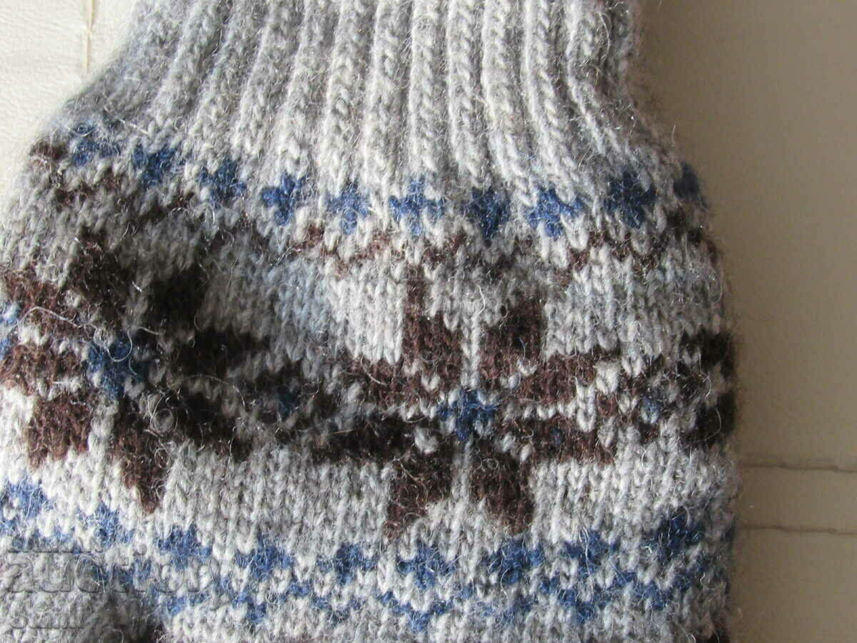 Auction  Machine-Knitted Wool One-Finger Alpine Gloves