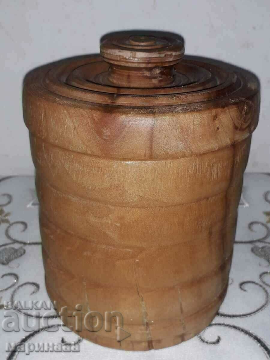 A BOX. SOLID WOOD. MARKING with price € 2.00 | 3.91 BGN