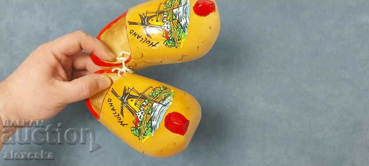 Доставка на Дървени обувки - Холандия Доставка на Дървени обувки - Холандия