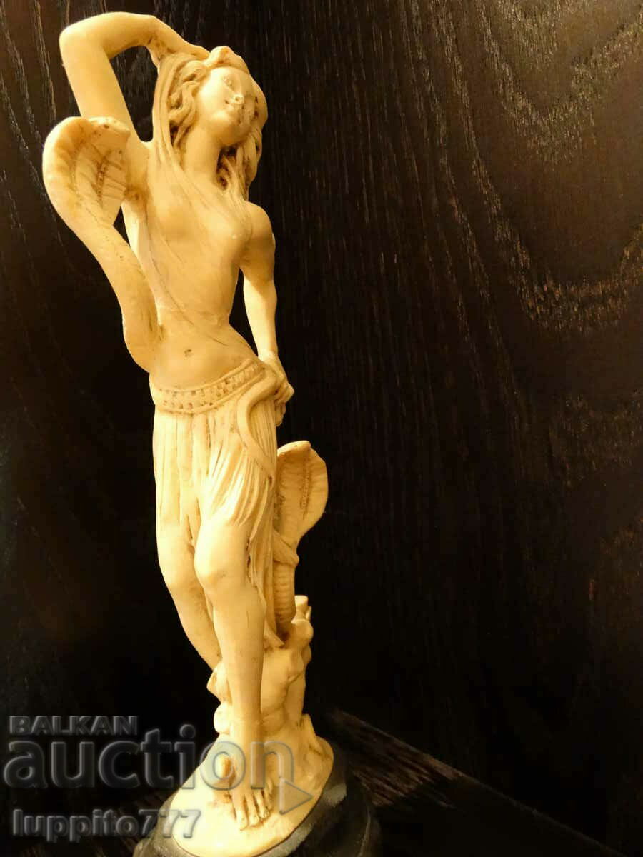 Δημοπρασία Ειδώλιο Ινδού χορευτή από βακελίτη και ξύλινο βάθρο Δημοπρασία Ειδώλιο Ινδού χορευτή από βακελίτη και ξύλινο βάθρο