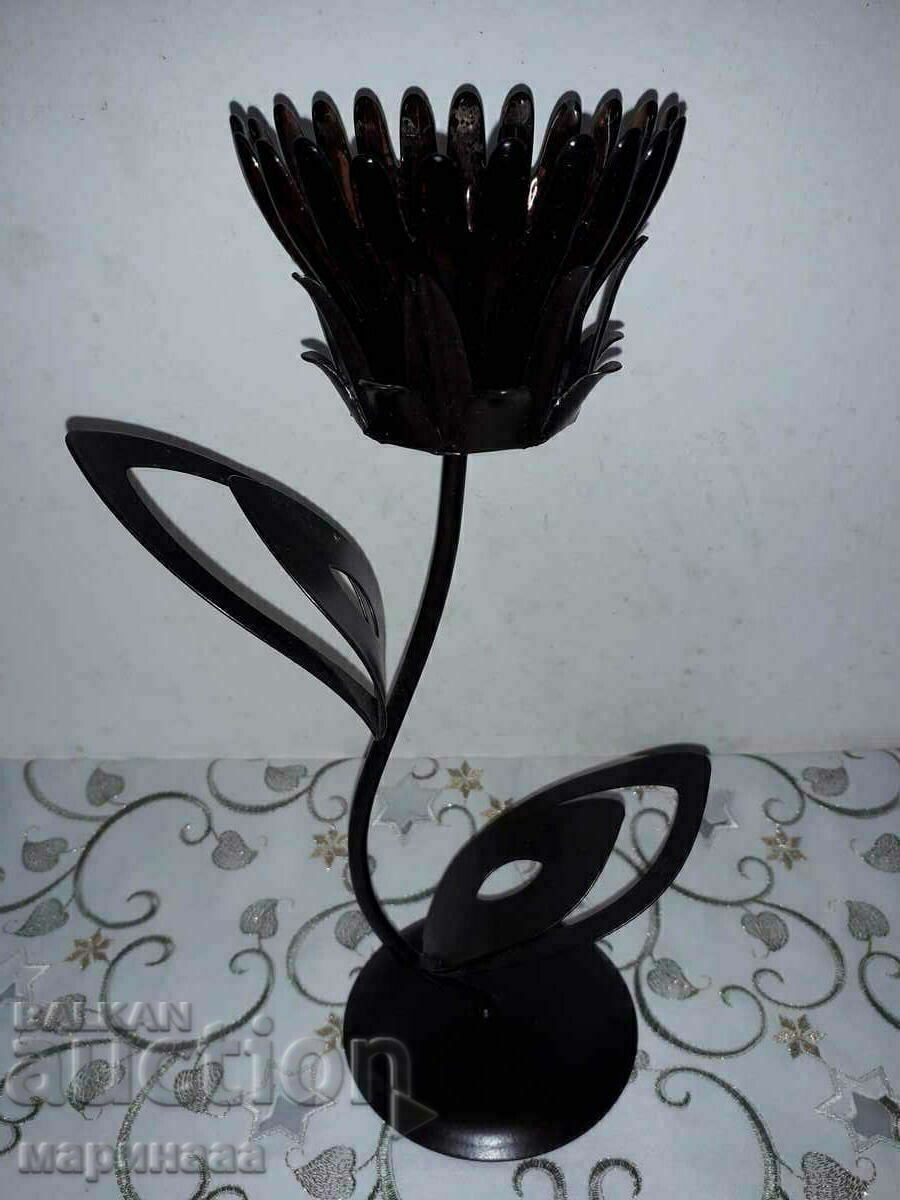 NEW CANDLESTICK with price 5.00 BGN | € 2.56 NEW CANDLESTICK with price 5.00 BGN | € 2.56