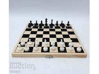 Set de tablă de șah conservat (8.4)