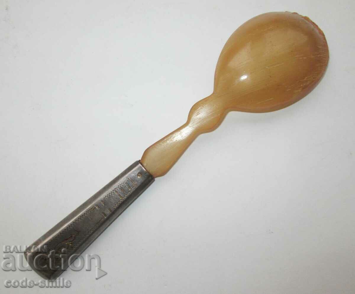 Corn german vechi și lingură de argint 835 cu gravuri secolul al XIX-lea cu preț 100.00 BGN | € 51.13