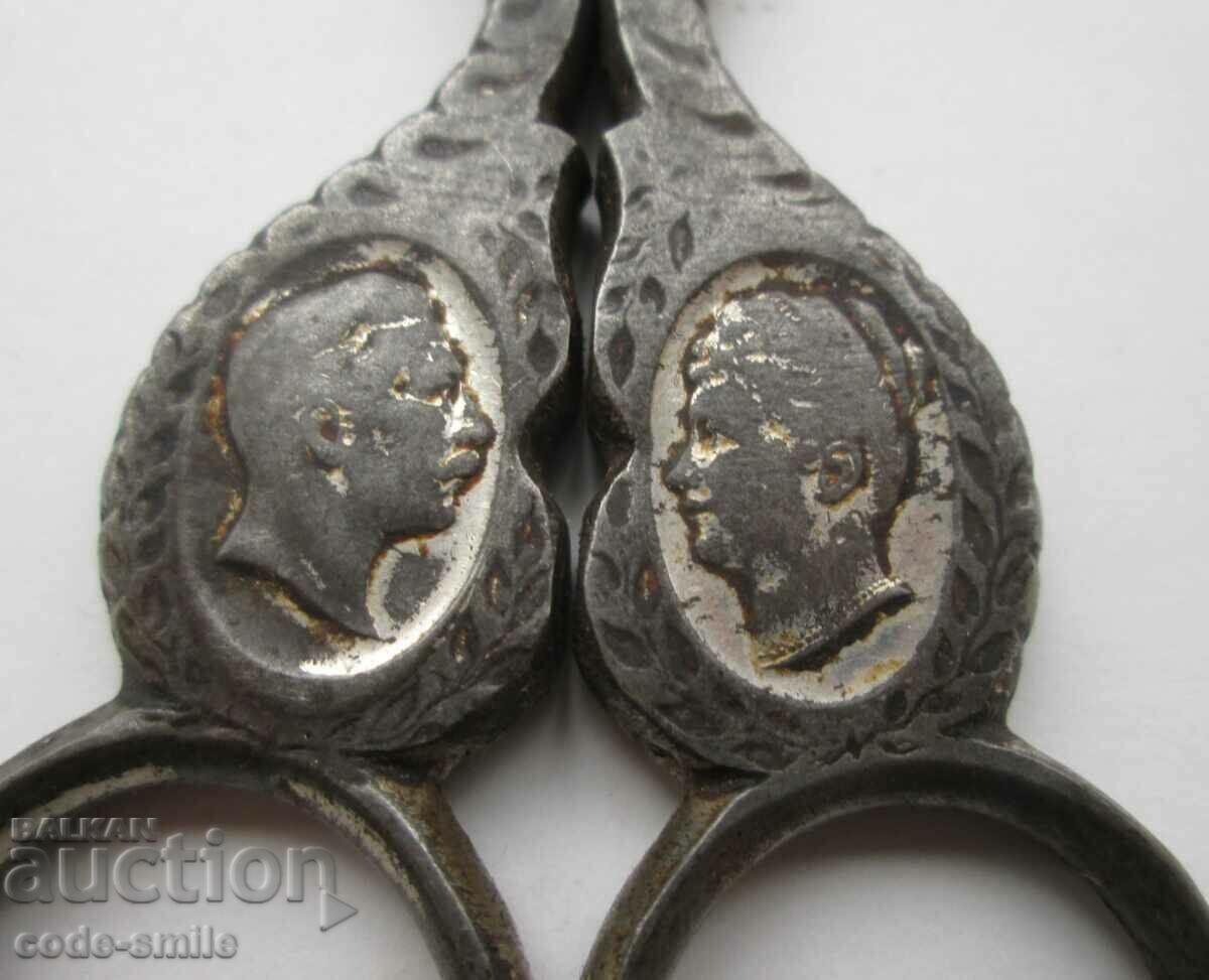 Old Solingen scissors with Emperor Wilhelm II and Victoria 19c with price 120.00 BGN | € 61.36 Old Solingen scissors with Emperor Wilhelm II and Victoria 19c with price 120.00 BGN | € 61.36