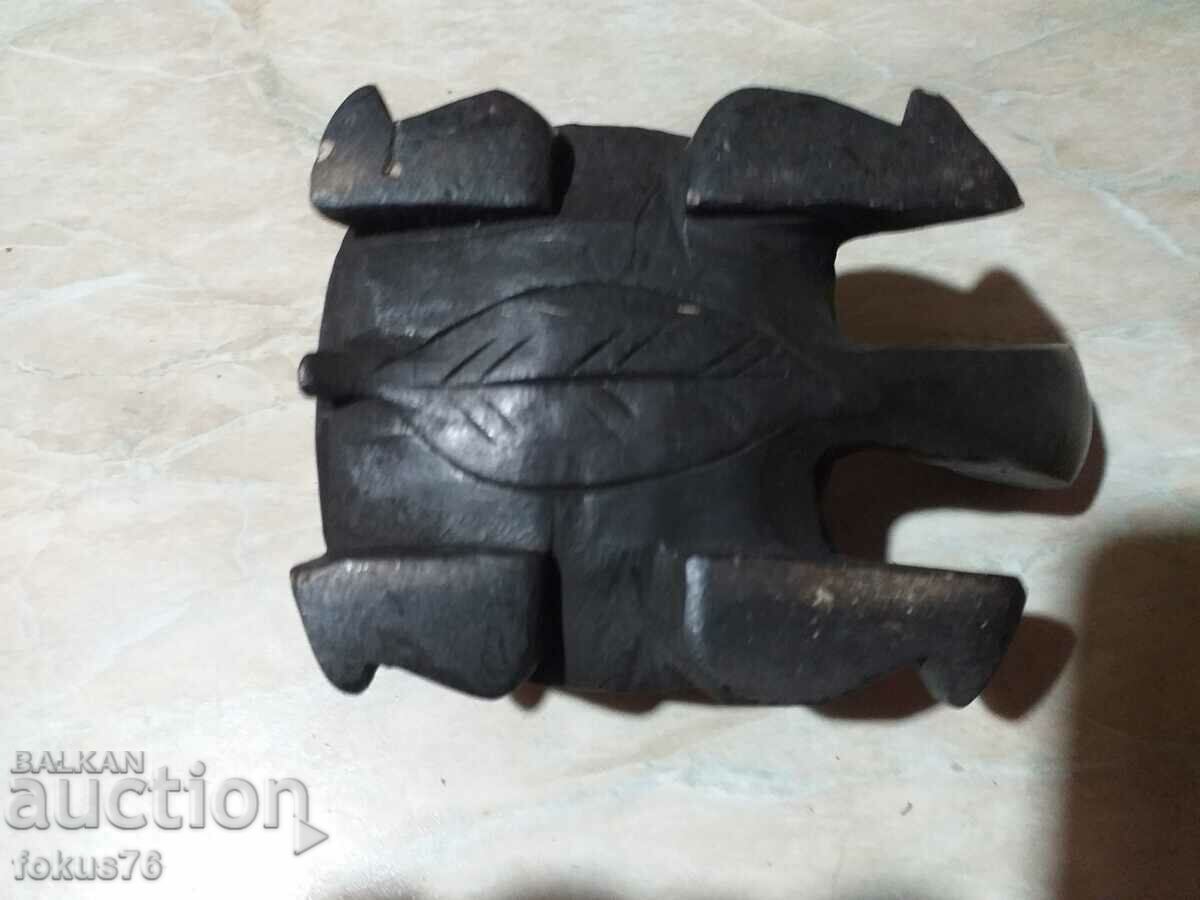 Tortoise wood and brass - 5 Tortoise wood and brass - 5