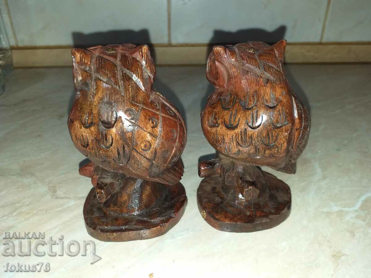 Lot of wood and brass owl bats with price 29.00 BGN | € 14.83 Lot of wood and brass owl bats with price 29.00 BGN | € 14.83