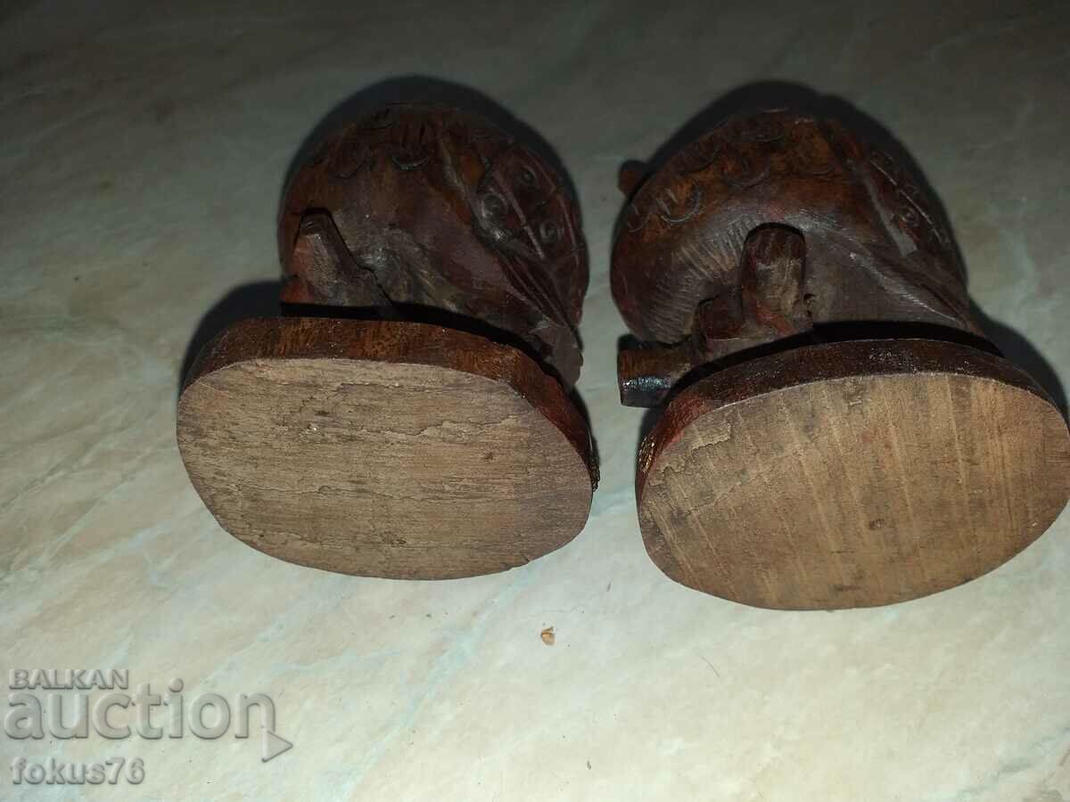 Auction Lot of wood and brass owl bats Auction Lot of wood and brass owl bats