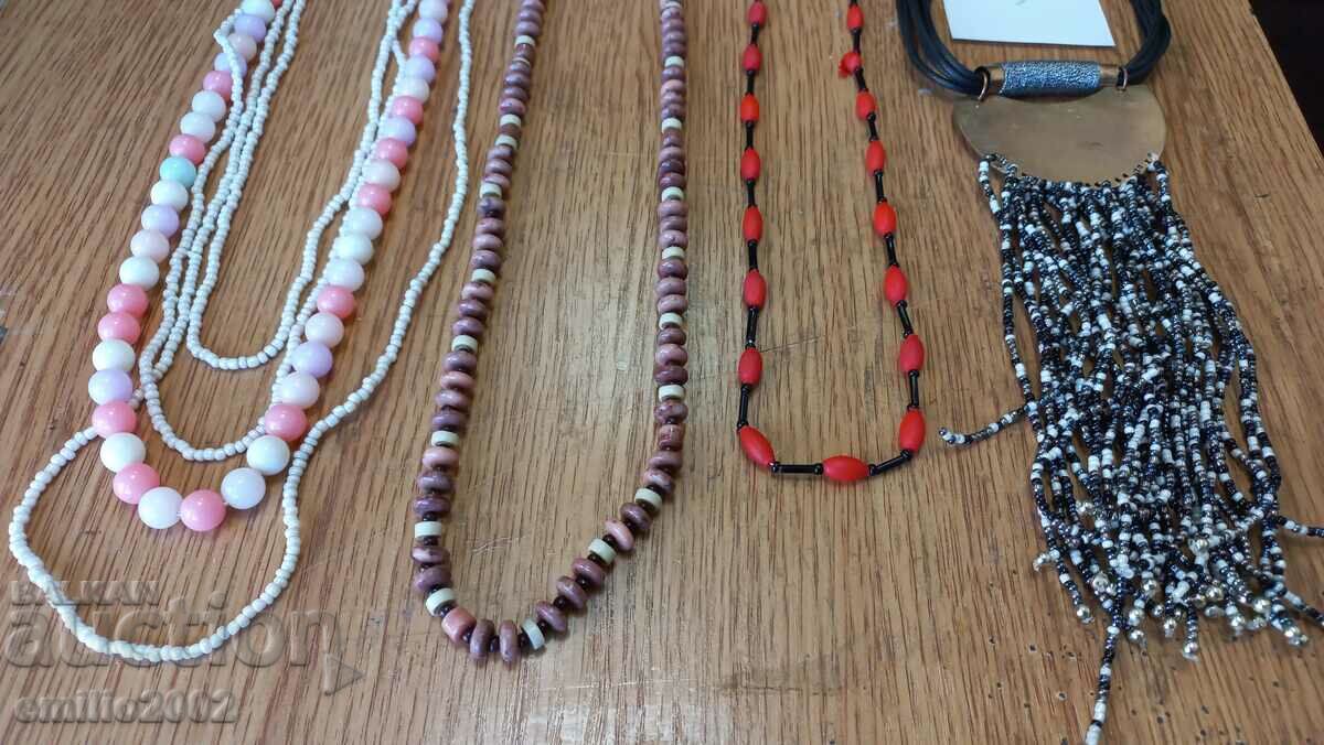 Jewelery and ornaments lot 03 with price 9.00 BGN | € 4.60 Jewelery and ornaments lot 03 with price 9.00 BGN | € 4.60