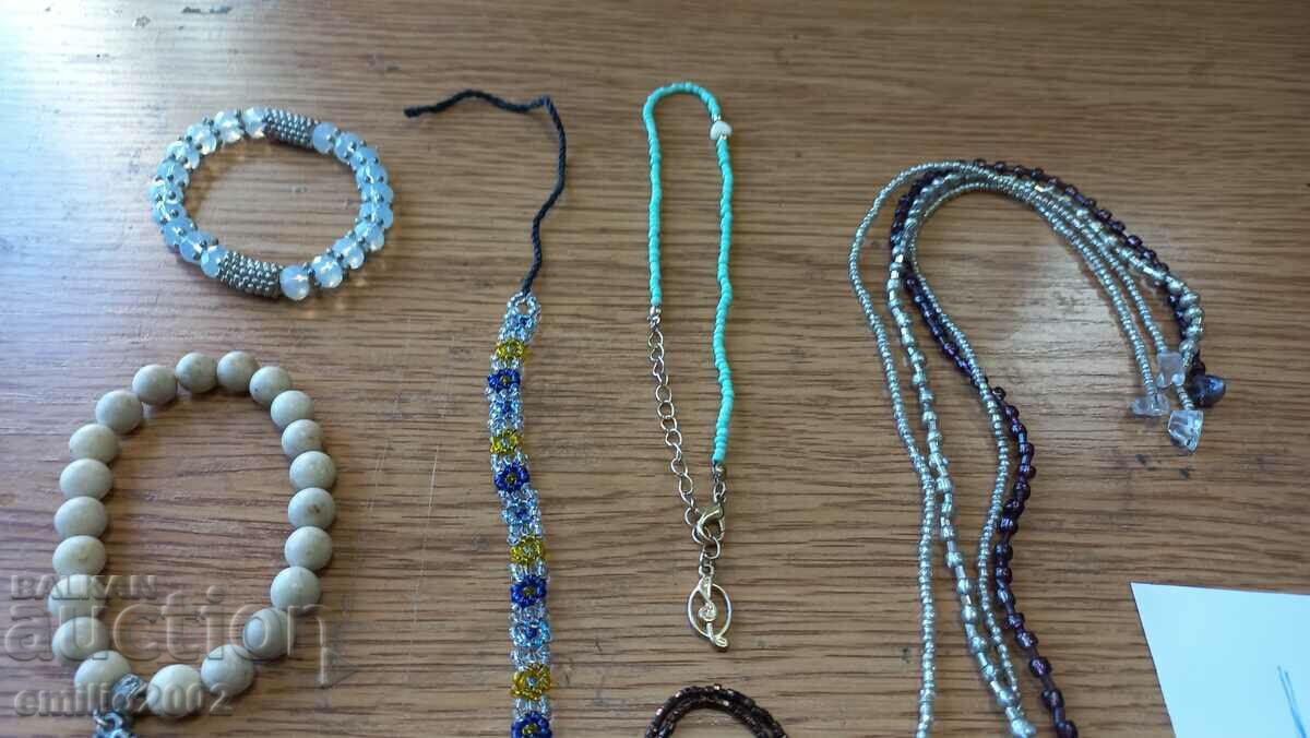 Auction Jewelery and ornaments lot 04 Auction Jewelery and ornaments lot 04