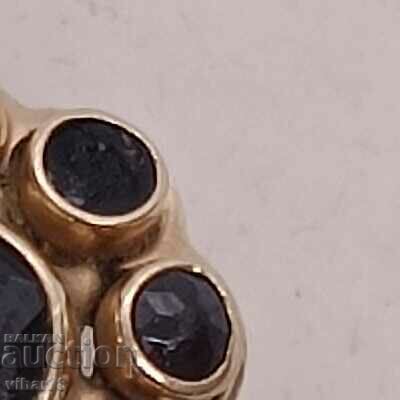 14K GOLD RING WITH GARNET - 5 14K GOLD RING WITH GARNET - 5