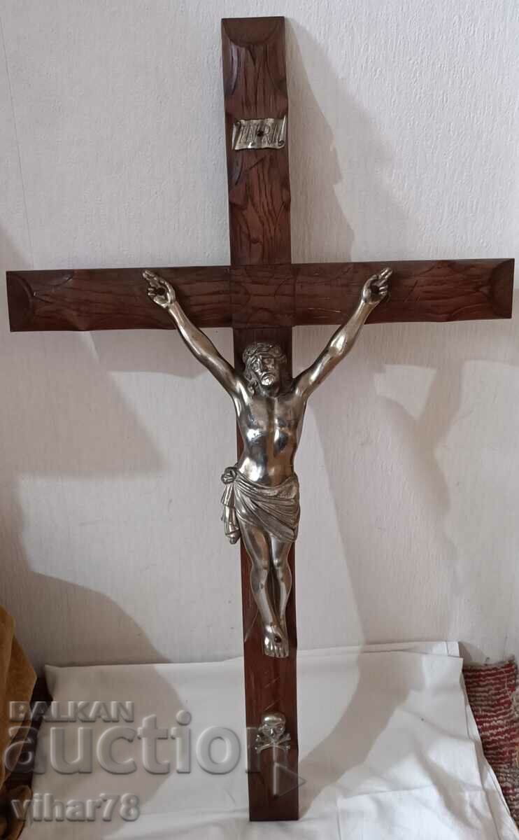 Cruce mare de perete cu preț 299.99 BGN | € 153.38