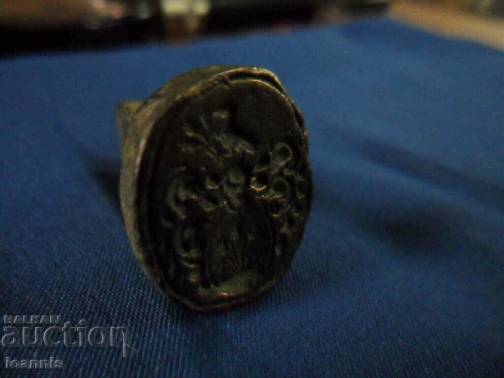Delivery of Very old bronze seal for red wax Delivery of Very old bronze seal for red wax