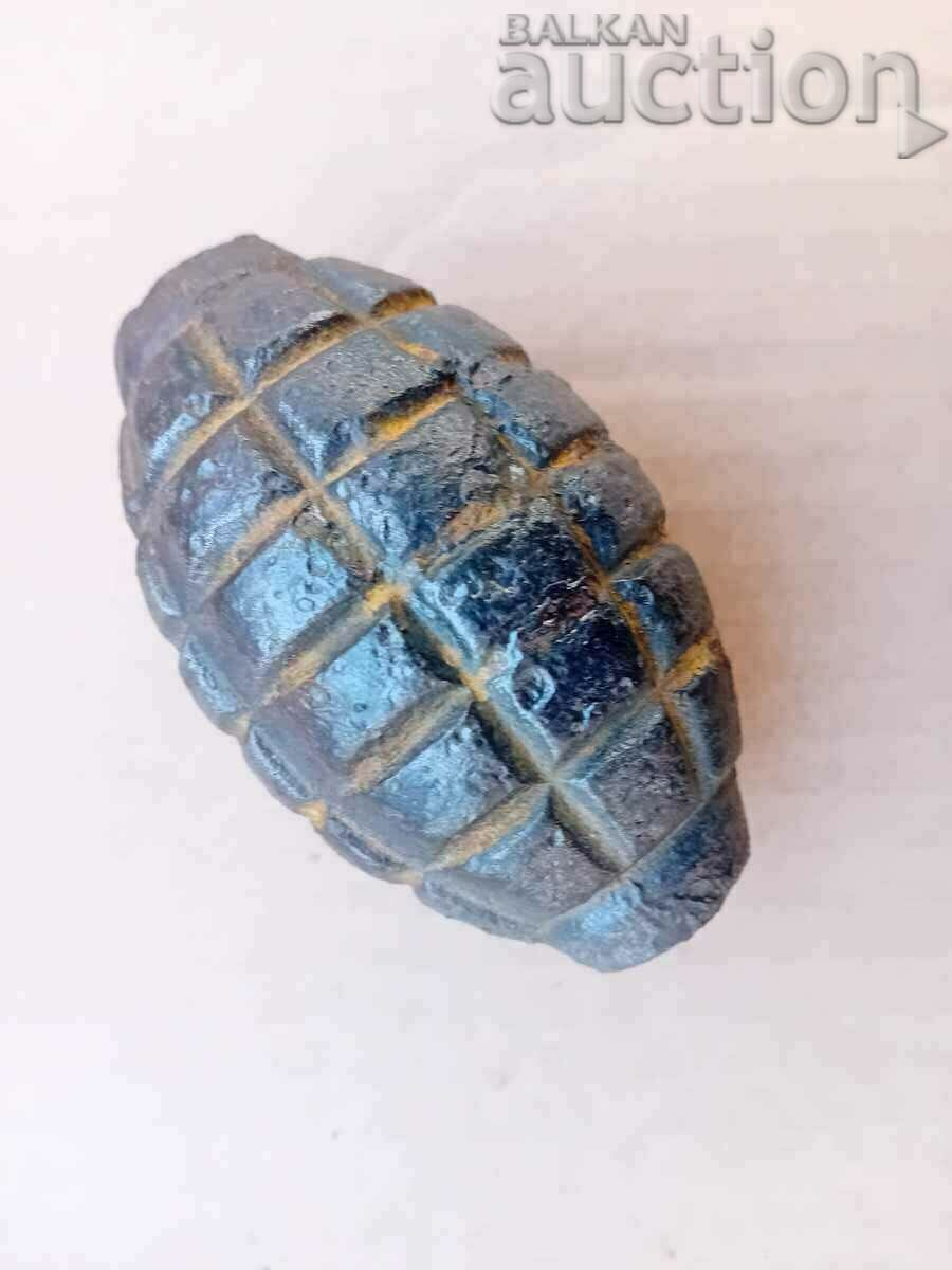 Auction CASE Italian grenade S.I.P.E. WW1 UNSAFE bomb Auction CASE Italian grenade S.I.P.E. WW1 UNSAFE bomb