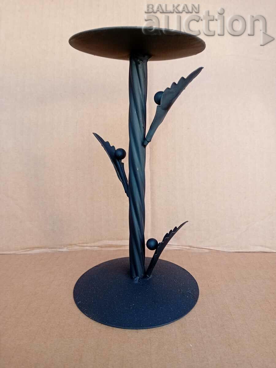 Delivery of Antique iron handmade candle holder lamp Delivery of Antique iron handmade candle holder lamp