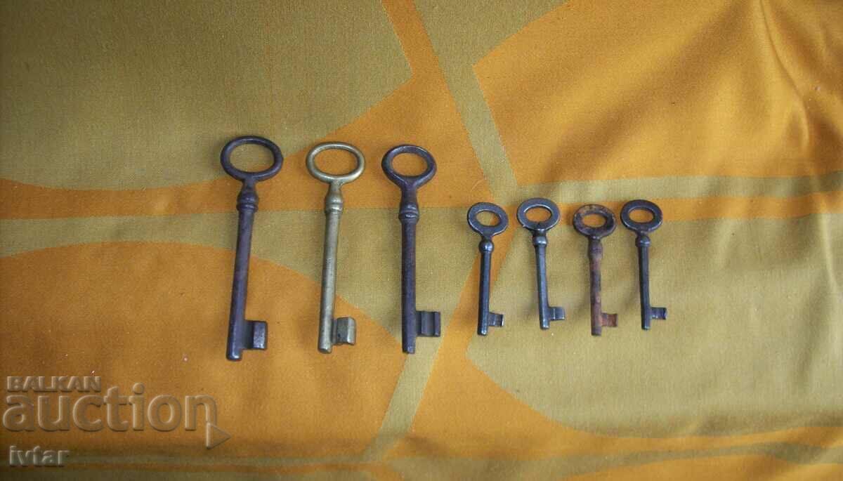 Delivery of Lot of old keys - 3 Delivery of Lot of old keys - 3