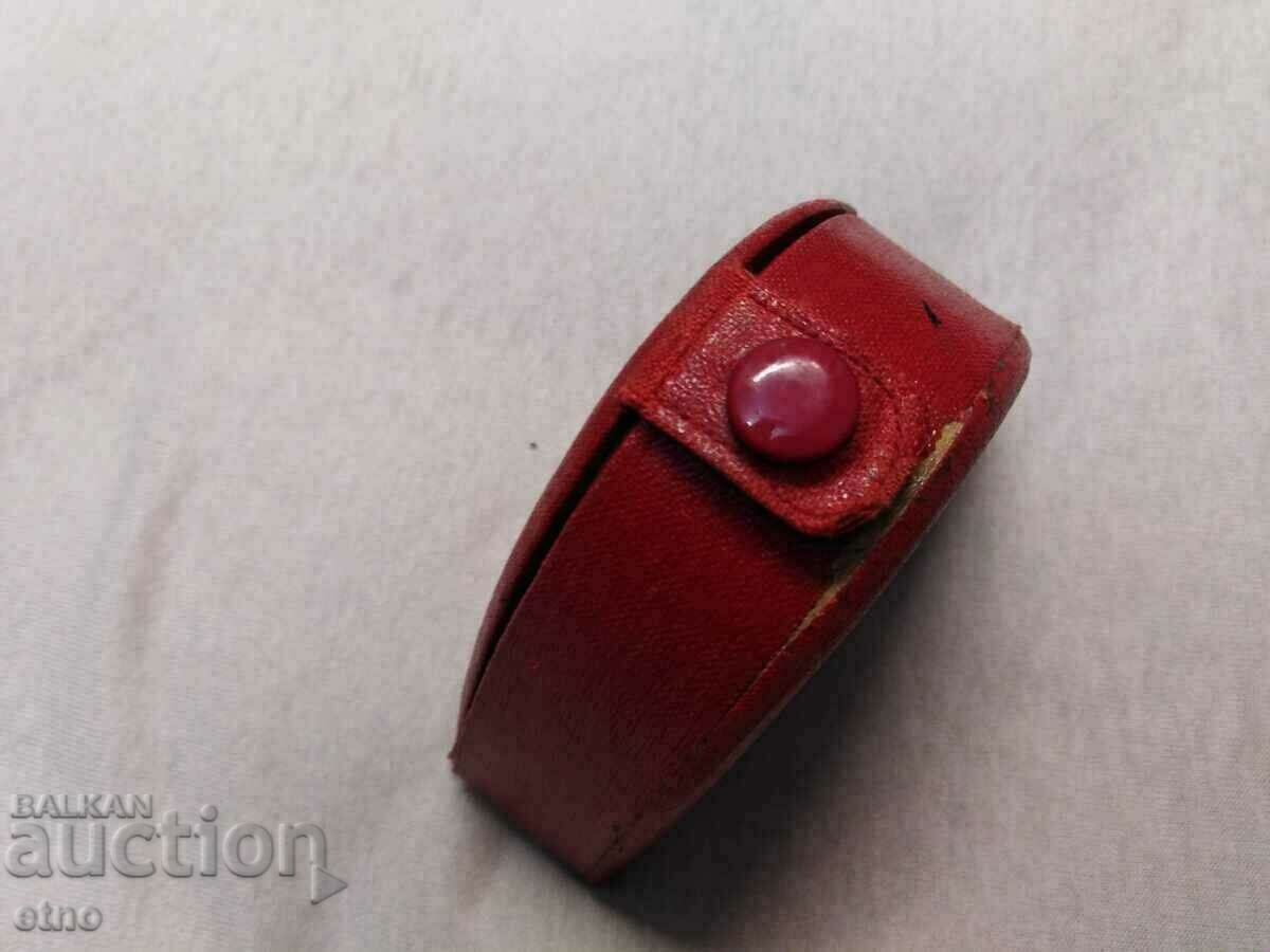 "GUB GLASHUTTE/SA" OLD ROYAL WATCH BOX, GUB - 5 "GUB GLASHUTTE/SA" OLD ROYAL WATCH BOX, GUB - 5