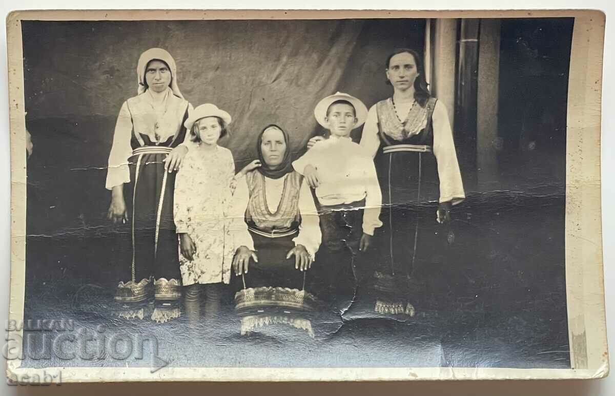 Auction Photography Shoppe 2 Auction Photography Shoppe 2