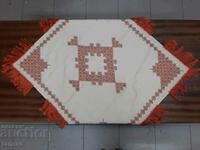 Old hand-embroidered plaid tablecloth(15.4)