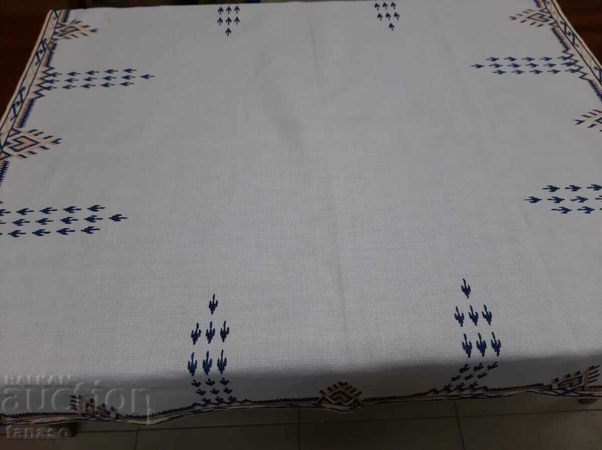 Old hand-embroidered plaid tablecloth(15.4) - 5 Old hand-embroidered plaid tablecloth(15.4) - 5