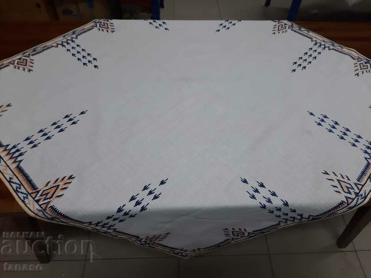 Old hand-embroidered plaid tablecloth(15.4) Old hand-embroidered plaid tablecloth(15.4)