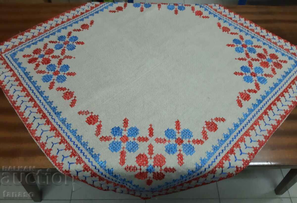 Old hand-embroidered checkered linen tablecloth(15.4) with price 38.00 BGN | € 19.43 Old hand-embroidered checkered linen tablecloth(15.4) with price 38.00 BGN | € 19.43