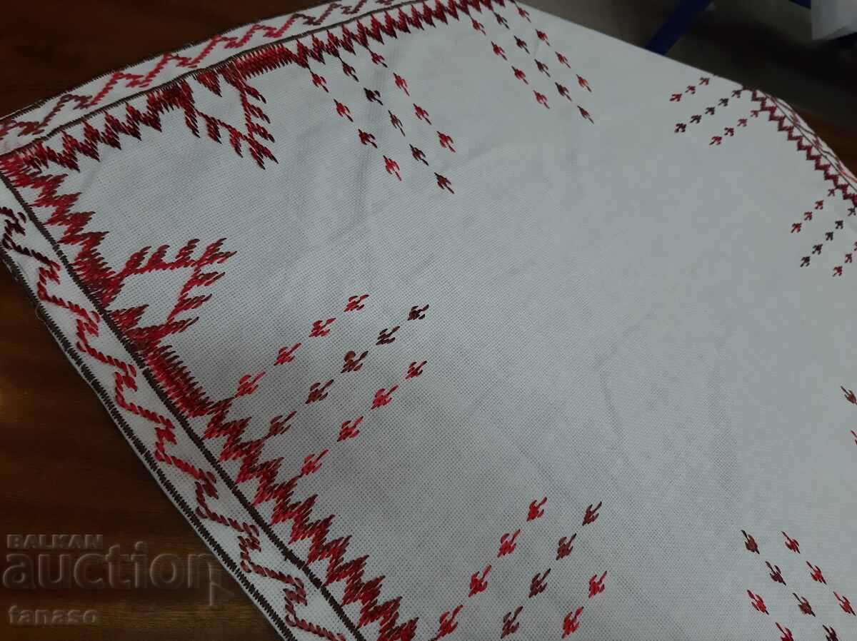 Δημοπρασία Παλιό χειροποίητο καρό τραπεζομάντιλο (15.4)