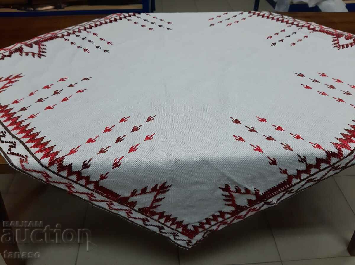 Παλιό χειροποίητο καρό τραπεζομάντιλο (15.4)
