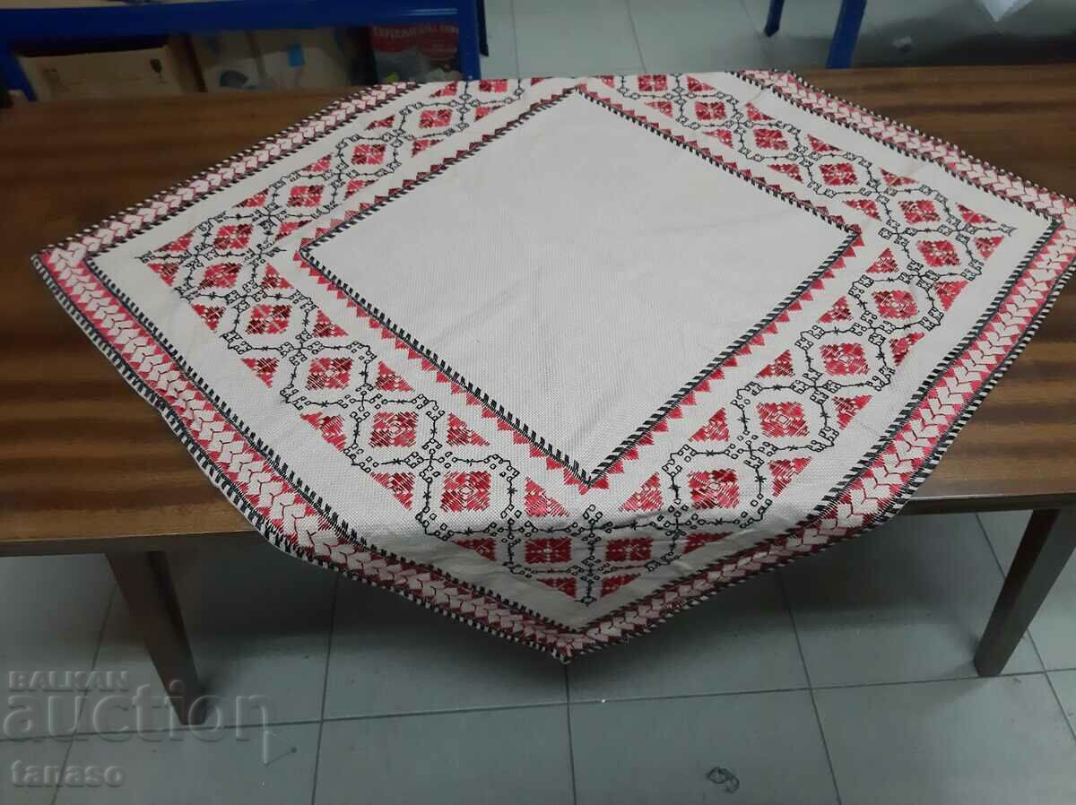 Delivery of Old hand-embroidered plaid tablecloth(15.4) Delivery of Old hand-embroidered plaid tablecloth(15.4)