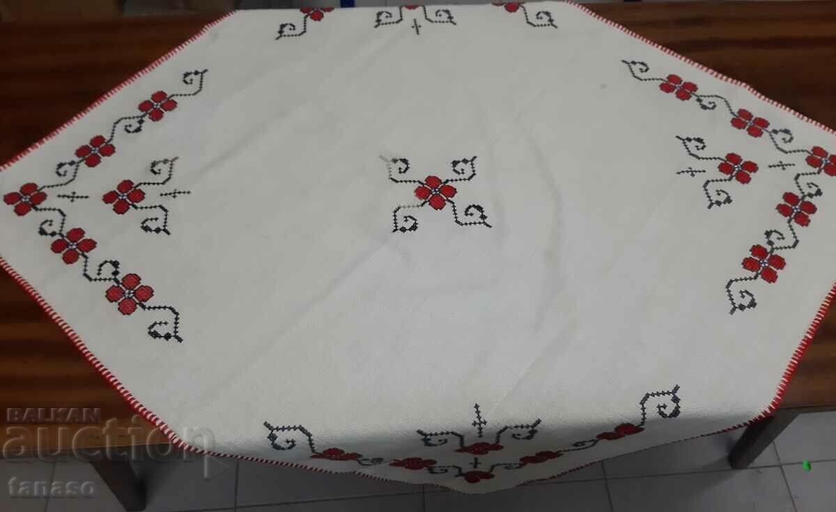 Old hand-embroidered plaid tablecloth(15.4) Old hand-embroidered plaid tablecloth(15.4)
