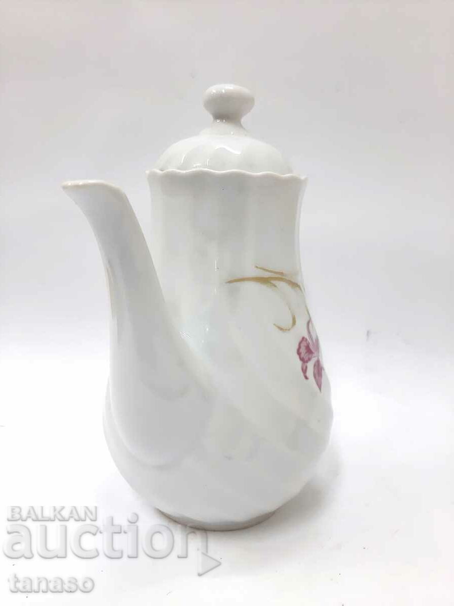 Стара българска порцеланова кана(6.2) с цена 35.00 лв. | € 17.90 Стара българска порцеланова кана(6.2) с цена 35.00 лв. | € 17.90