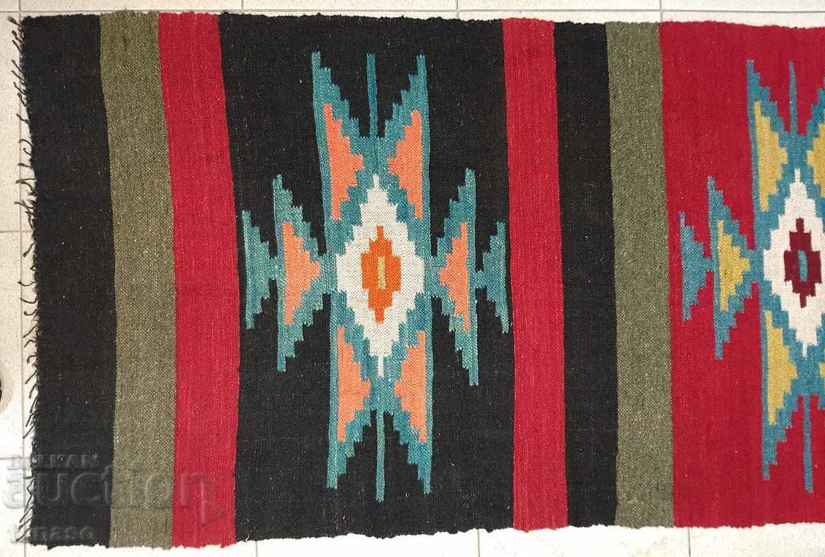 Auction  Old woolen woven rug(1.1)