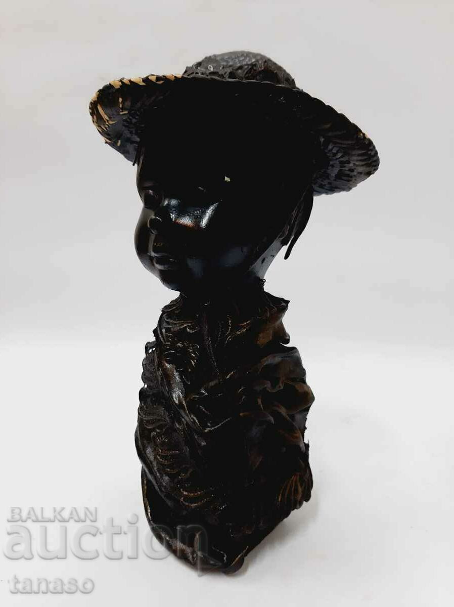 Auction  Old Statuette, Black Child(4.4)