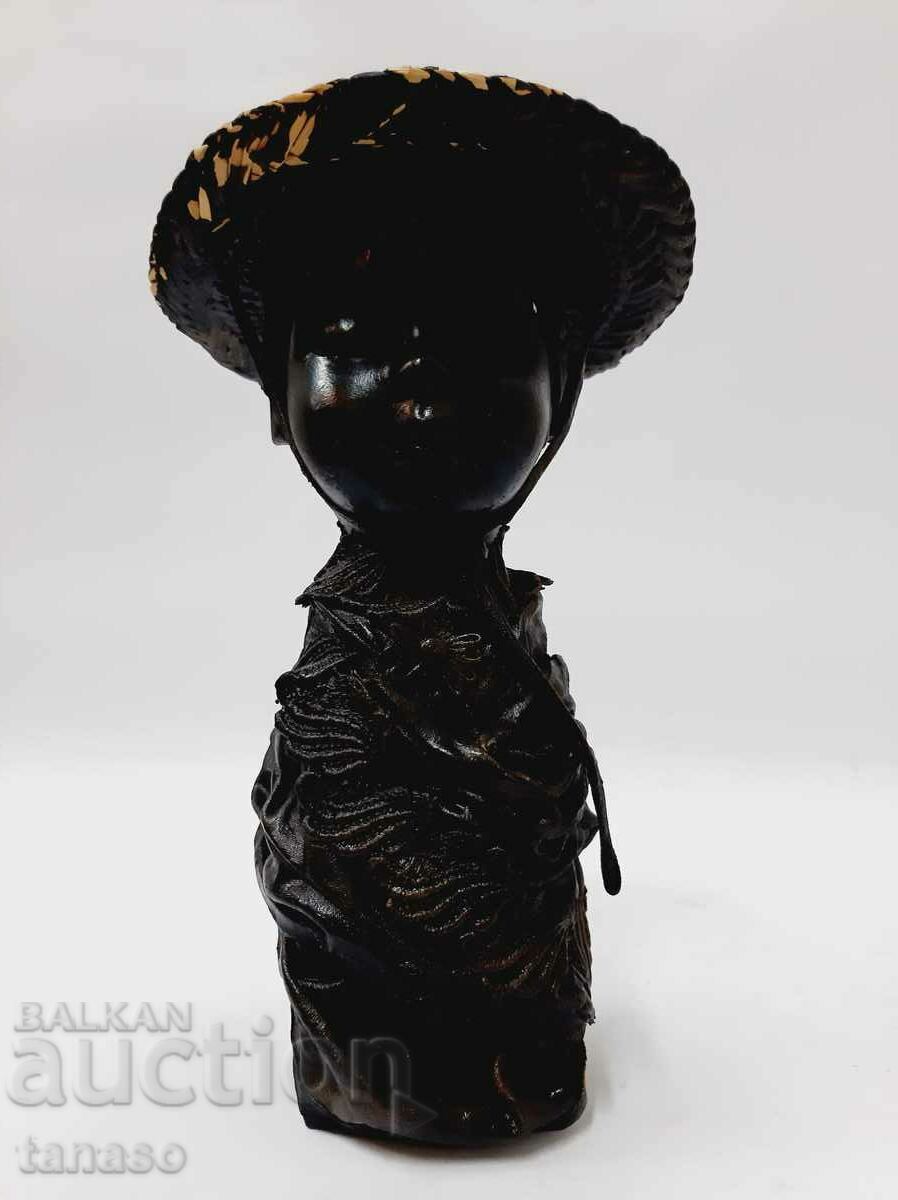 Statuetă veche, copil negru (4,4)
