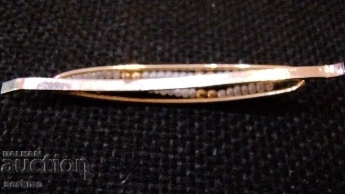 A brooch with price 8.00 BGN | € 4.09 A brooch with price 8.00 BGN | € 4.09