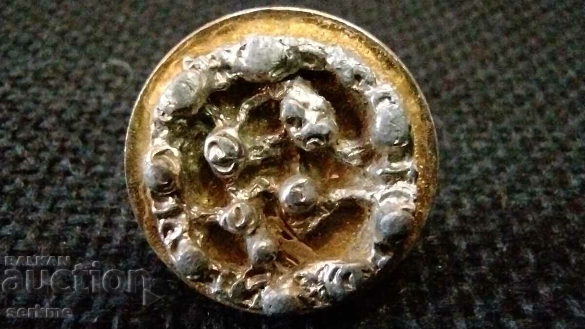 Buttons with price 5.00 BGN | € 2.56 Buttons with price 5.00 BGN | € 2.56