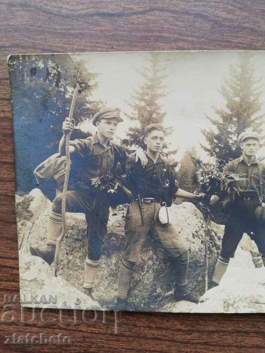 Old photo Kingdom of Bulgaria - tourists with price 15.00 BGN | € 7.67 Old photo Kingdom of Bulgaria - tourists with price 15.00 BGN | € 7.67