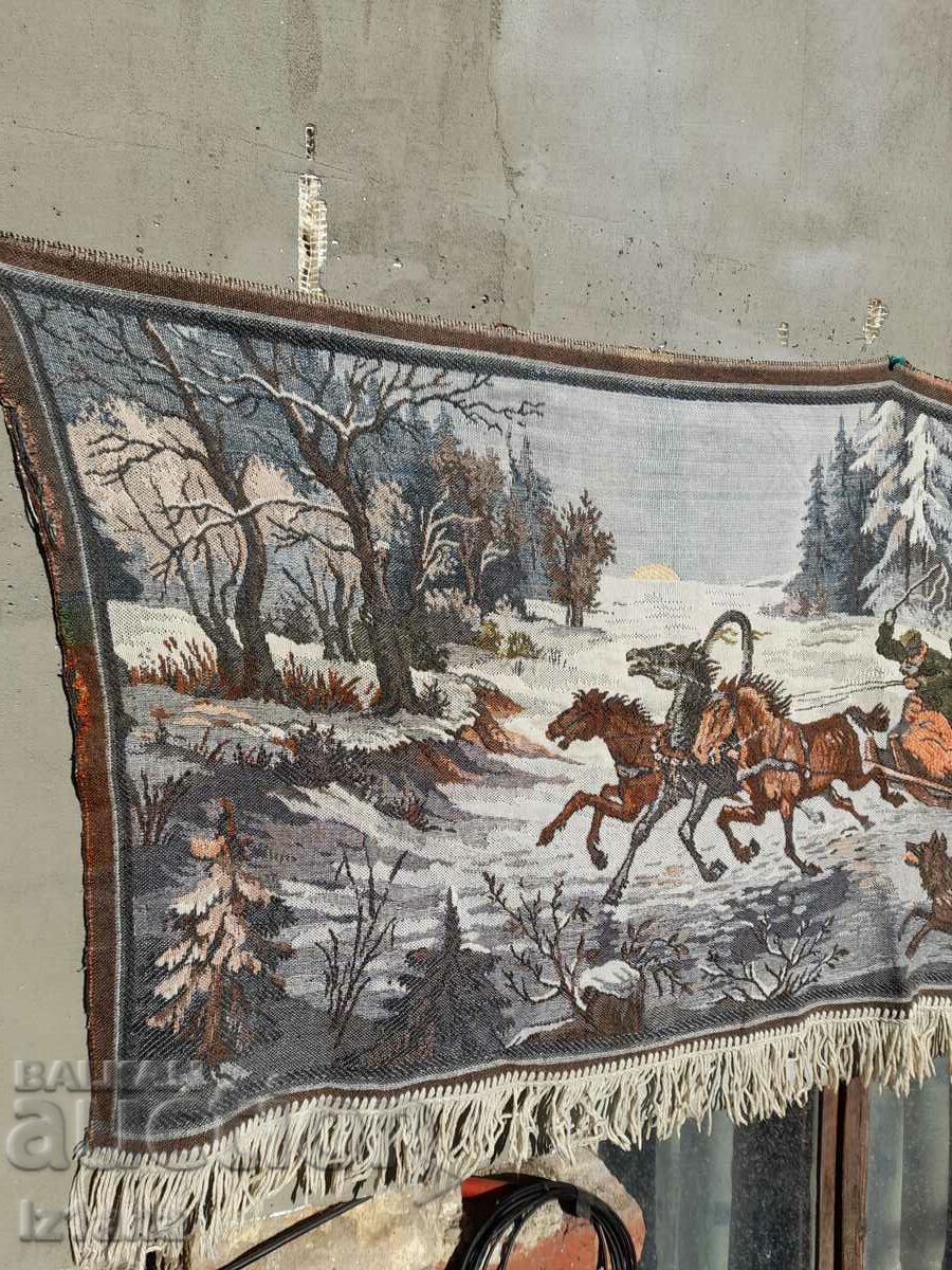 Auction Antique carpet, wall covering Auction Antique carpet, wall covering