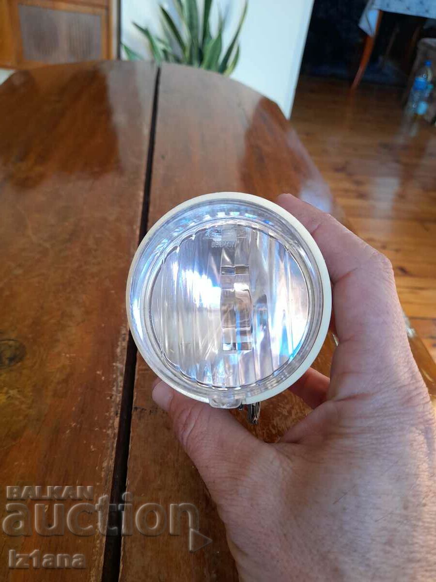 Delivery of Bicycle headlight, wheel Delivery of Bicycle headlight, wheel