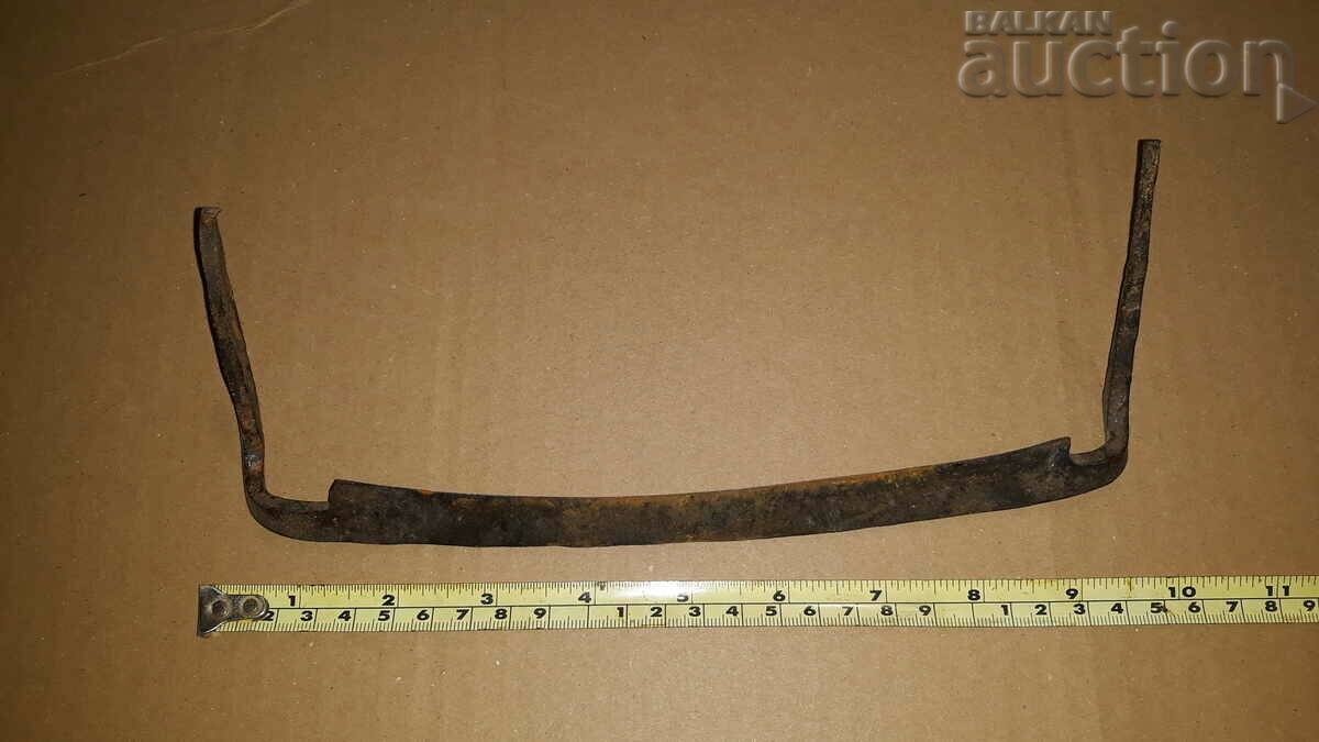 Delivery of Old hand wrought iron tool Delivery of Old hand wrought iron tool