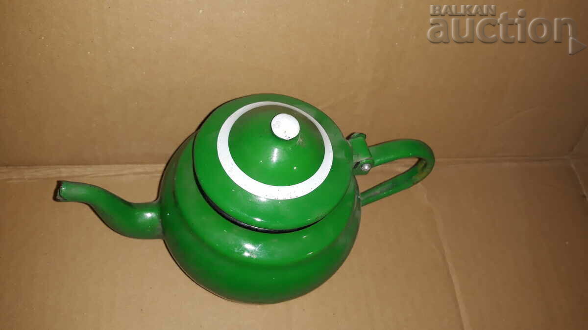 Auction Vintage enamel teapot 50s retro Auction Vintage enamel teapot 50s retro