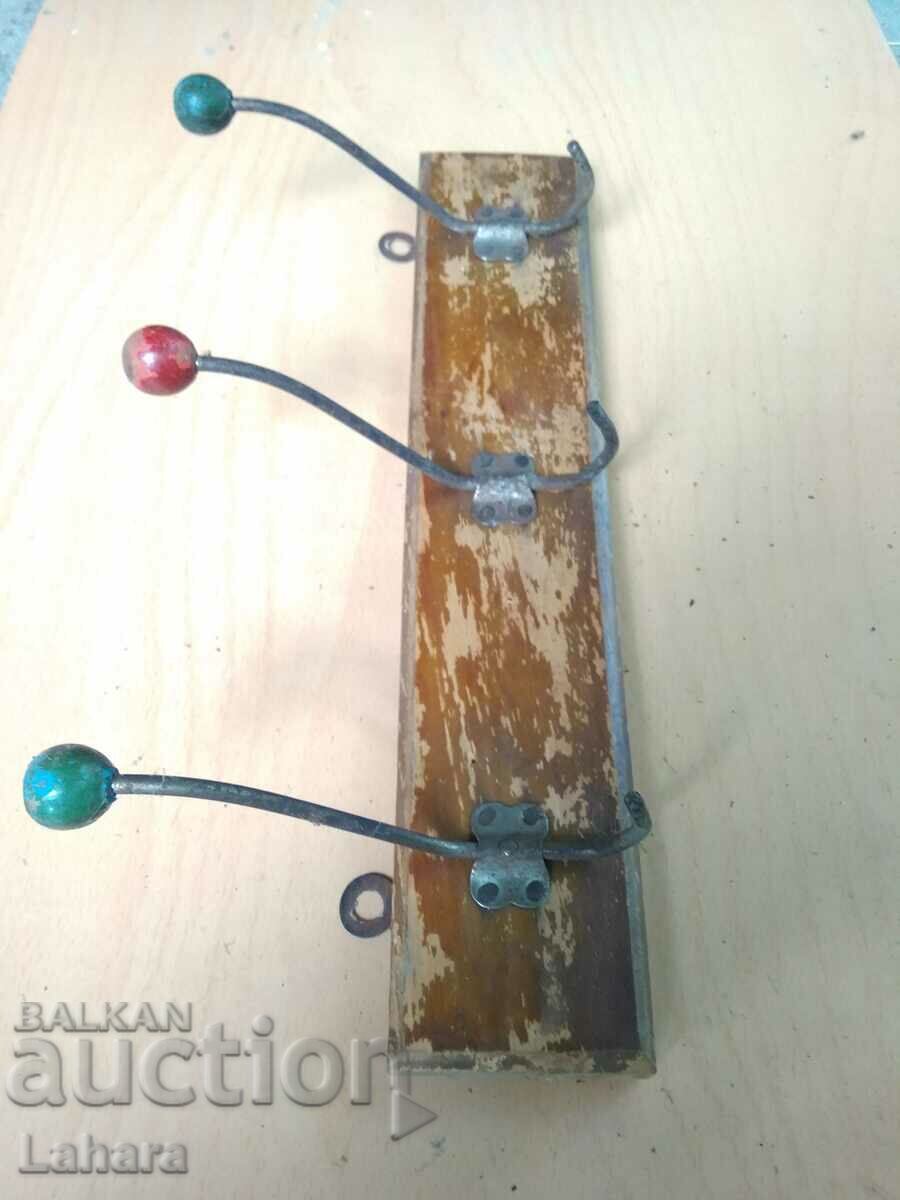 Livrarea Umeraș vintage Livrarea Umeraș vintage