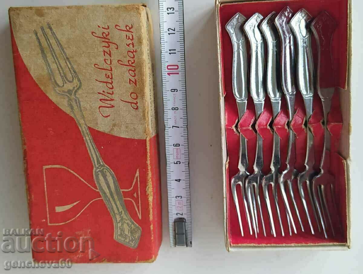 Auction Polish breakfast forks Auction Polish breakfast forks