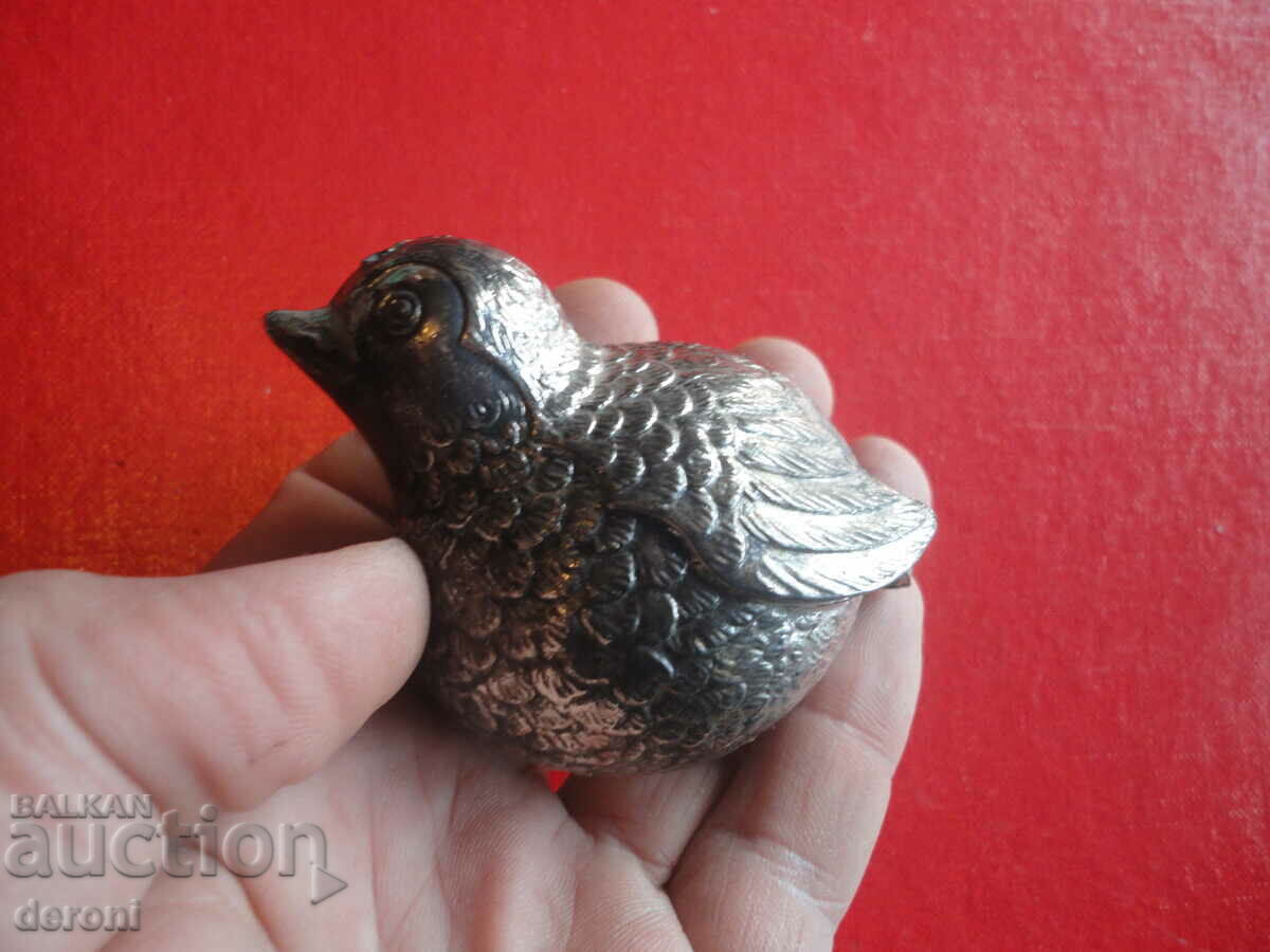 Bronze salt and pepper shaker sparrow 1 - 6 Bronze salt and pepper shaker sparrow 1 - 6