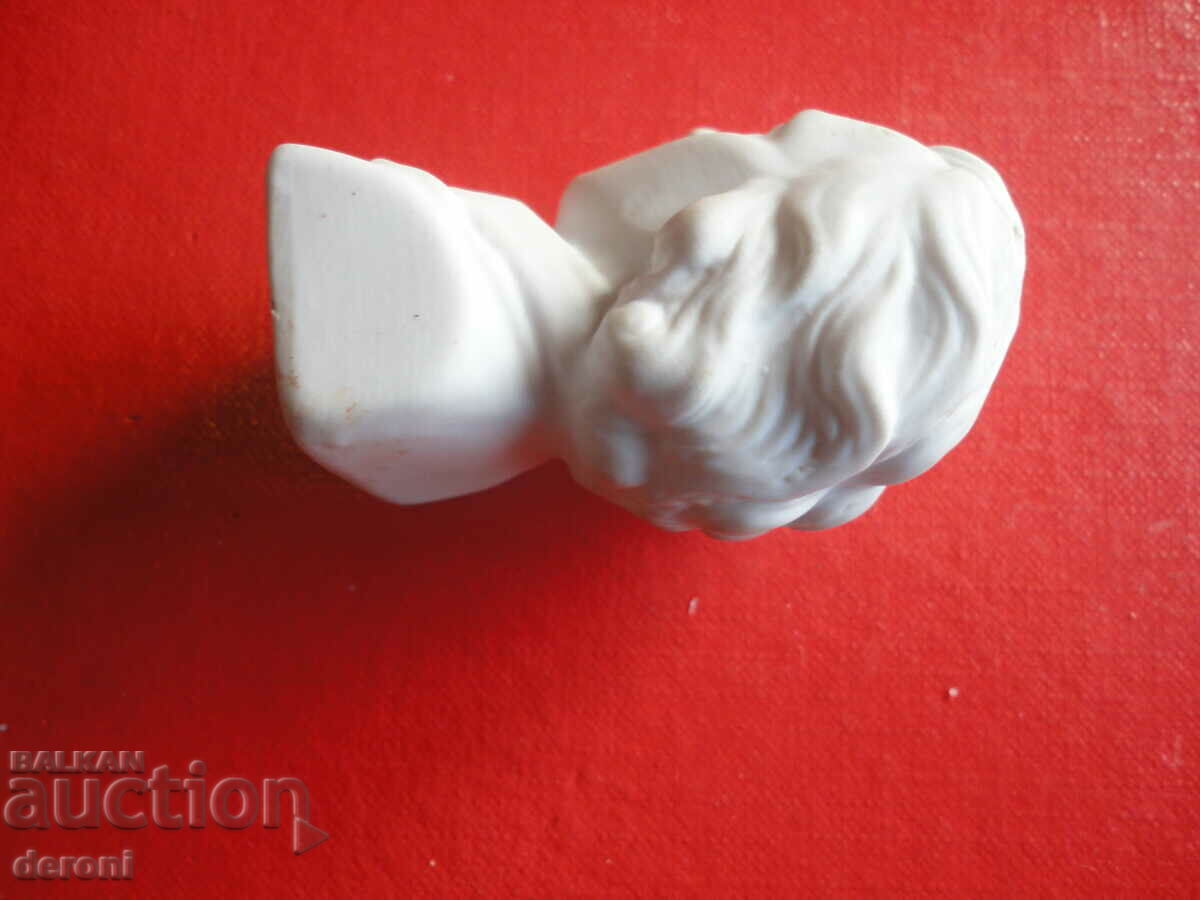 Auction Rare salt and pepper shaker figure Auction Rare salt and pepper shaker figure