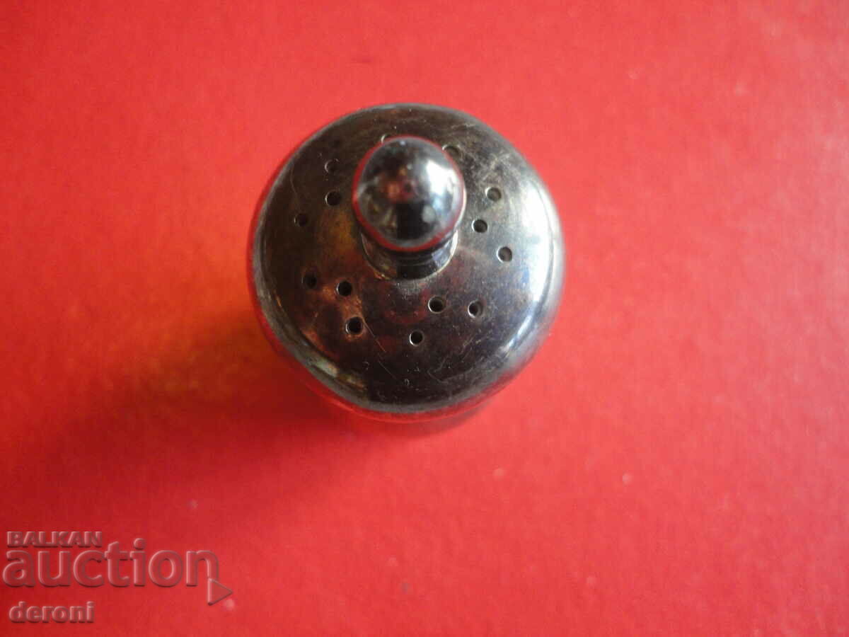 A unique silver-plated salt and pepper shaker with price 20.00 BGN | € 10.23 A unique silver-plated salt and pepper shaker with price 20.00 BGN | € 10.23