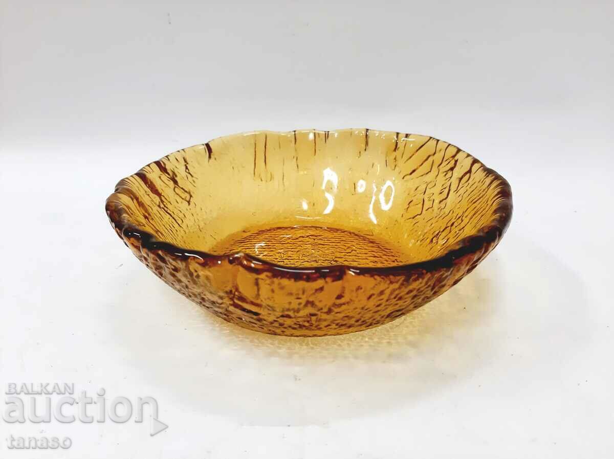 Auction Old glass bowl - fruit bowl, colored glass (13.2) Auction Old glass bowl - fruit bowl, colored glass (13.2)