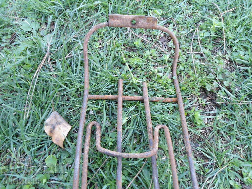 Auction Trunk from an old bicycle Auction Trunk from an old bicycle