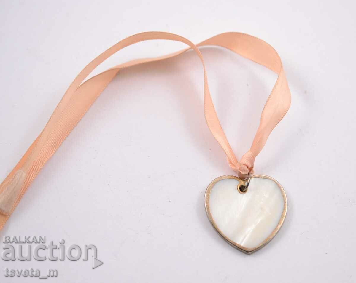 Necklace mother of pearl